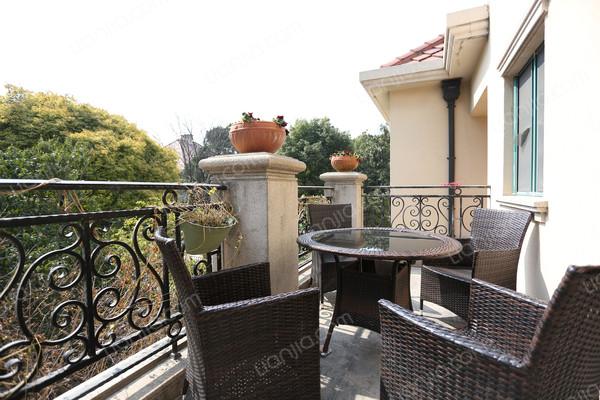 霞飞别墅整栋产权清晰 业主诚意出售