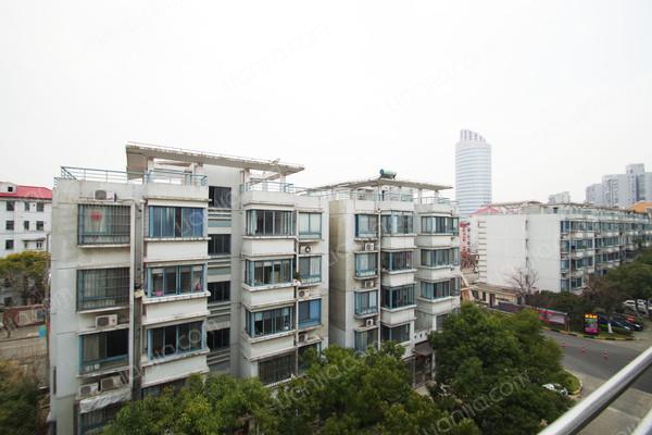 上泰雅苑,采光好,出行方便,配套完善