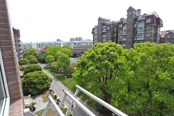 小区中心位置 南北通透 电梯5楼的 _锦三角花园(公寓)二手房推荐-链家