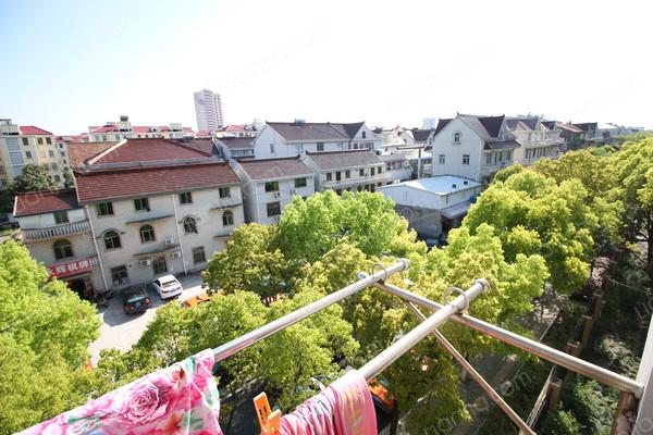 装修精致,视野很好,上门实拍,简约二室 _听潮民乐苑二手房推荐-链家网