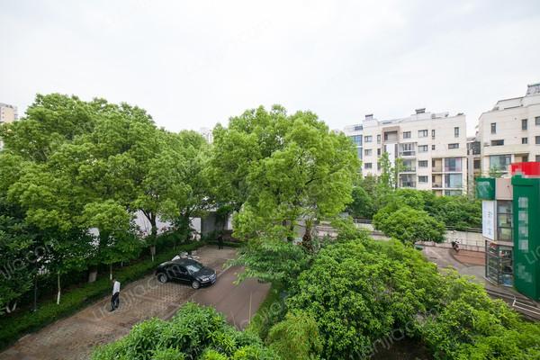 东湖大郡一期西区,配套完善,改善住房,满5税费少