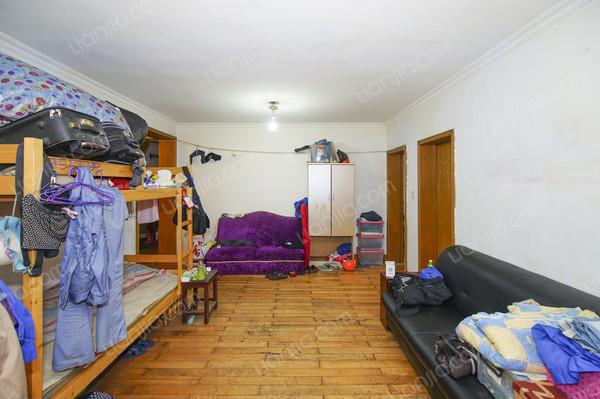 皇朝新城,3房出售,地铁直达,正规成熟小区