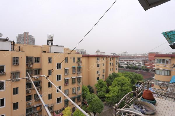 配套完善,人气房源,稀缺南北通 黄金楼层 _复星花园(行知路635弄)二手