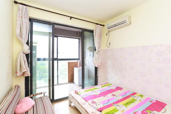 吉宅出售,配套完善,低楼层,满五省税费