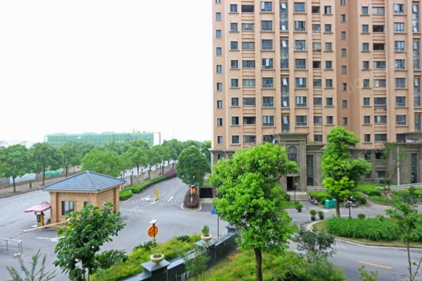 东方冠郡,人气房源,低区出入方便,高清大图