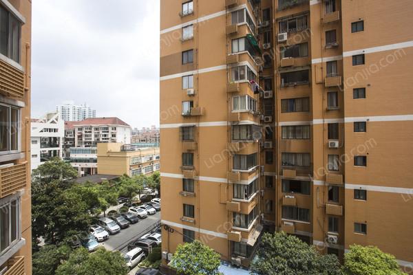 正规成熟小区,3室2厅2卫,有爱有家,上门实拍