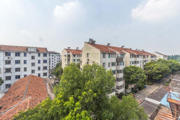 相门后庄80号,采光好,装修过,交通方便