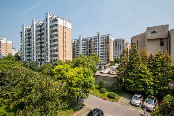 沁怡家园,3室2厅2卫,满5税费少,品质装修