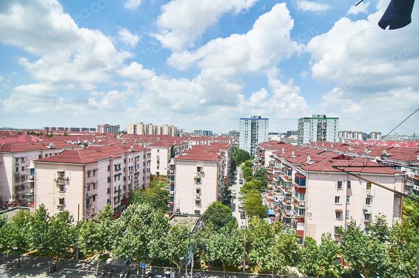 电梯房,阳台看夜景,稀缺两房 _剑河小区二手房推荐-链家网上海站