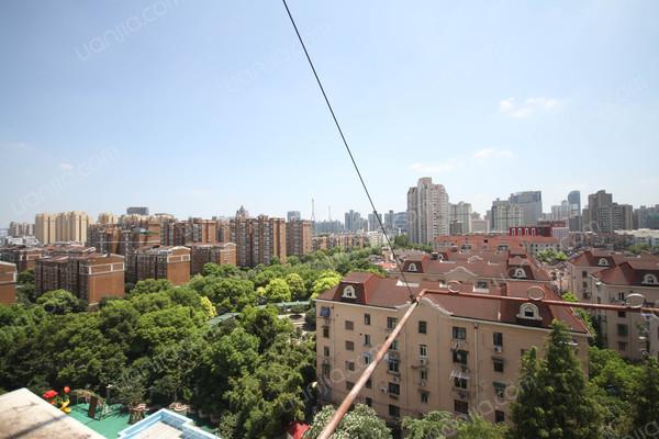 霍兰公寓,光线充足,好房好心情,出行方便