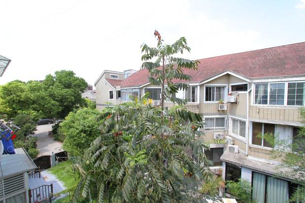 康虹花园(公寓),满五省税费,上门实拍,3房出售