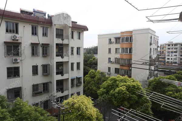 泰和新城 正气一房 满五唯一 税费少!