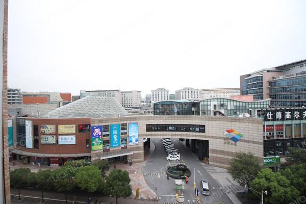 臻果国际,上门实拍,空气清新,满二减税