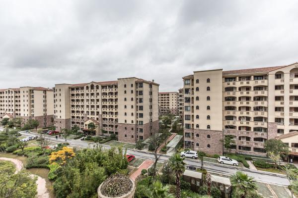 链家好房,成熟社区,高清大图,满二年 _绿地香颂(奉贤)(公寓)二手房