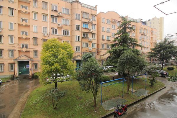 黄山新村,低区出入方便,出行方便,高清实拍