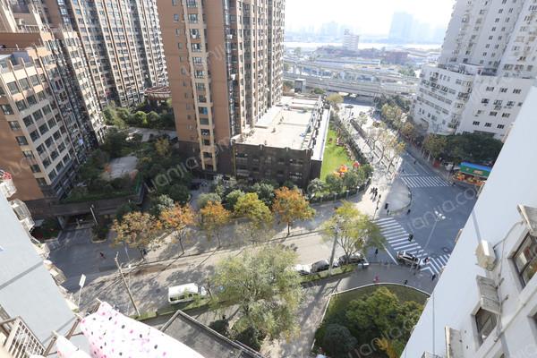 仁宝公寓,出行方便,楼层好,上门实拍