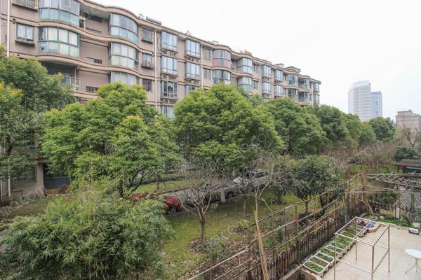 上南翡翠苑,出行方便,新上房源,房型正气