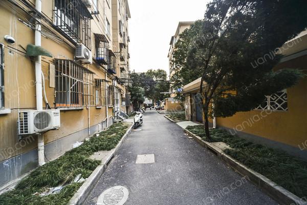 龙柏二村,满两年,一链倾城,闹中取静 _龙柏二村二手房推荐-链家网上海