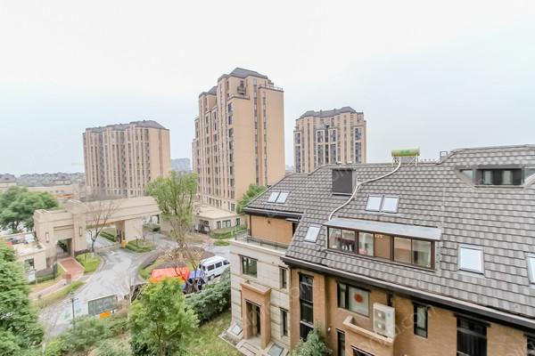 光线充足,真实在售,3室2厅1卫,上门实拍 _万科尚源(公寓)二手房推荐