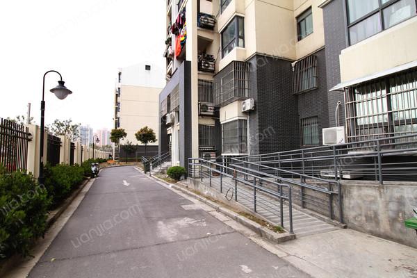 南北直通,带飘窗,低楼层,品质装修 _新高苑(一至三期)二手房推荐-链家