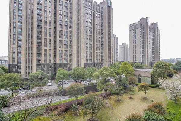 2室2厅1卫,配套完善,满五年少税 _阳光花城二手房推荐-链家网上海站