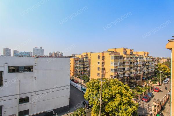 地铁直达,高区景观房,品味装修 _黄山新村二手房推荐-链家网上海站