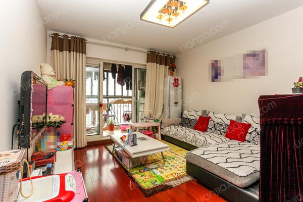 厨卫全明,客厅朝南,视野开阔,装修精美 _万科金品家园二手房推荐-链家