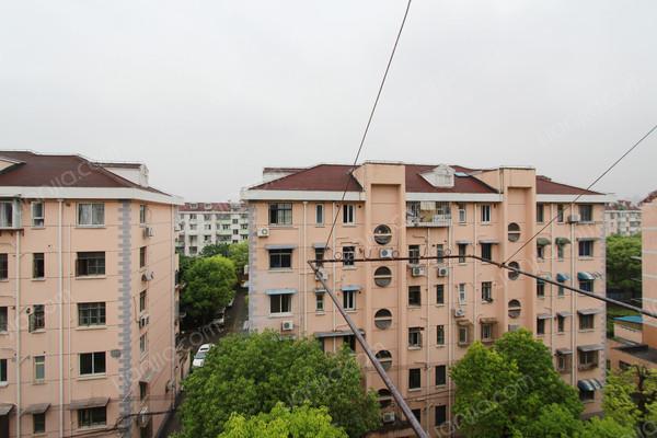 厨卫全明,卧室带阳台,地铁直达,视野很好 _黄山新村二手房推荐-链家网