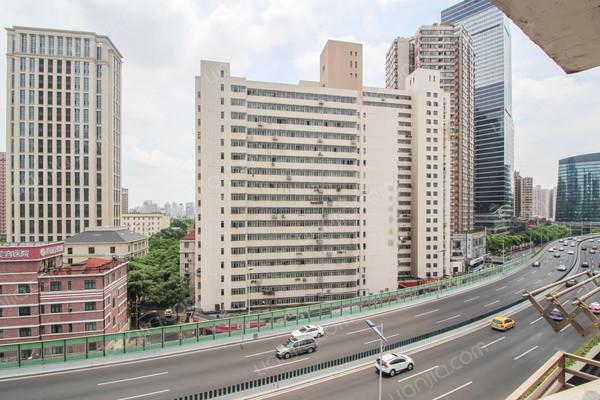 出行方便,黄金楼层,中等装修 _五环大楼二手房推荐-链家网上海站