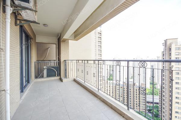 南北通,卧室带卫,光线非常好,省装修费 _万科金品家园二手房推荐-链家