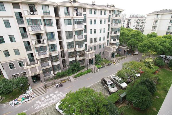 南北户型,厨卫全明,视野开阔,毛坯房 _新高苑(一至三期)二手房推荐