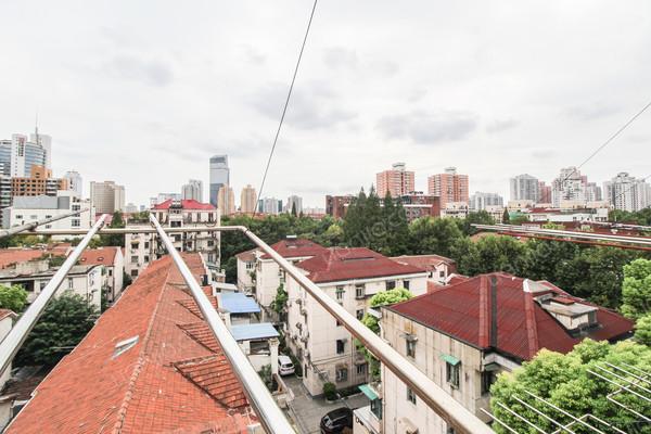 地铁直达,高区景观好,中等装修,满五减税 _愚园路1032弄131支弄二手房