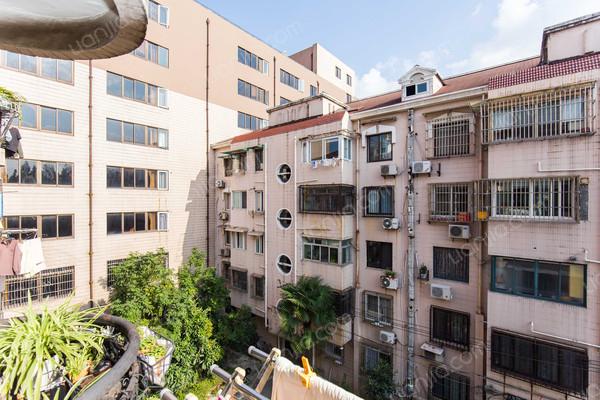 稀缺南北通,客厅带阳台,交通方便,楼层好 _春花苑二手房推荐-链家网